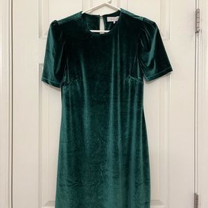 WAYF Green Velvet Dress💚